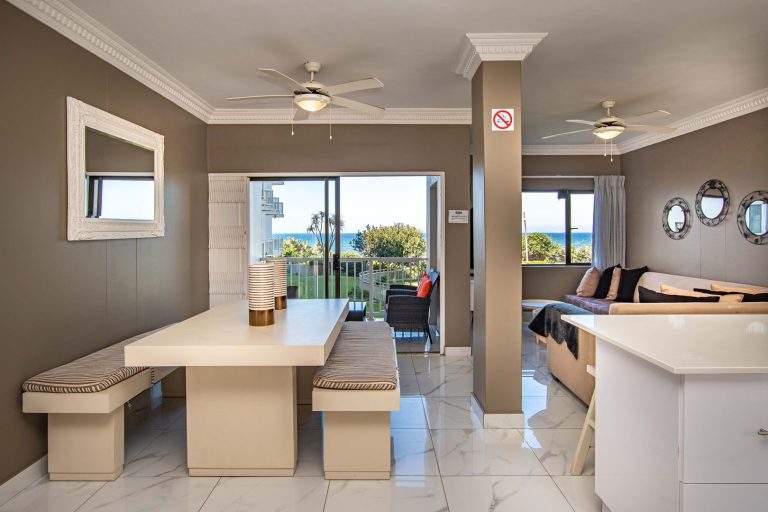 Modern family dining area with sea view - 23 Umdloti Cabanas
